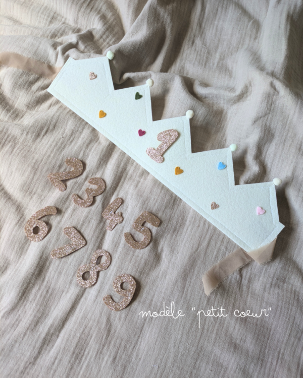 Beige Vert Palette de Couleurs Publication Instagram (3) La couronne d'anniversaire